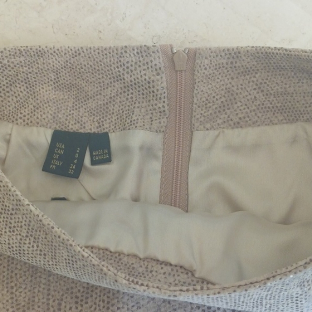 Vintage women's Leather skirt, U.S. size 2 Danier/Canada/-reptile Print - Picture 8 of 13